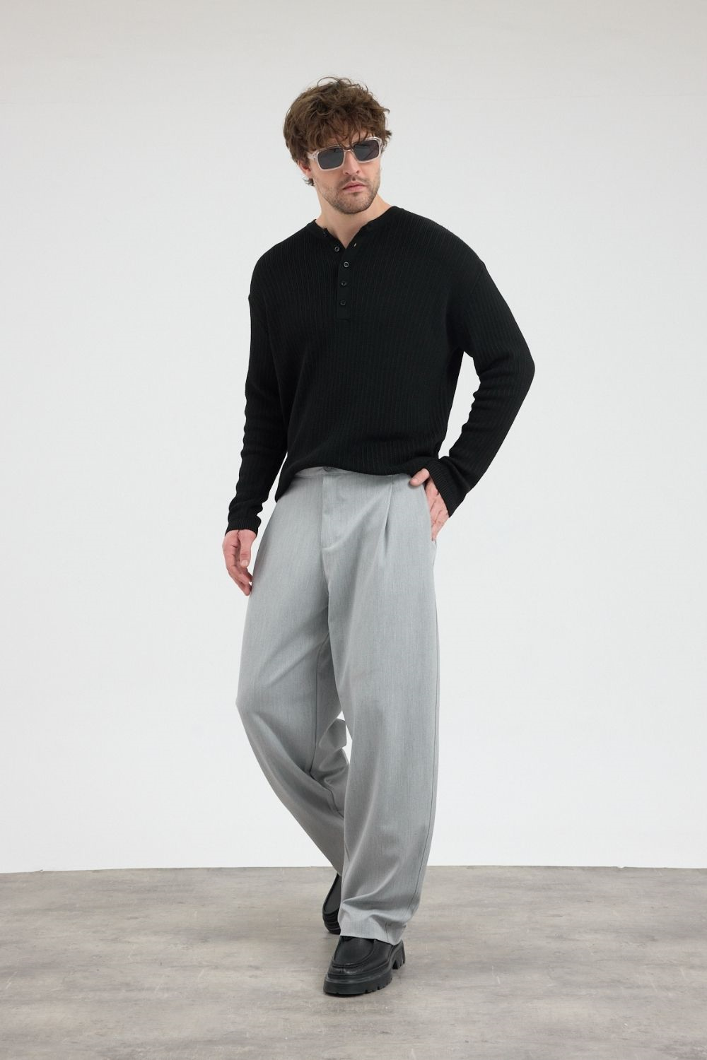 Erkek Chill Premium Pileli Gri Kumaş Pantolon