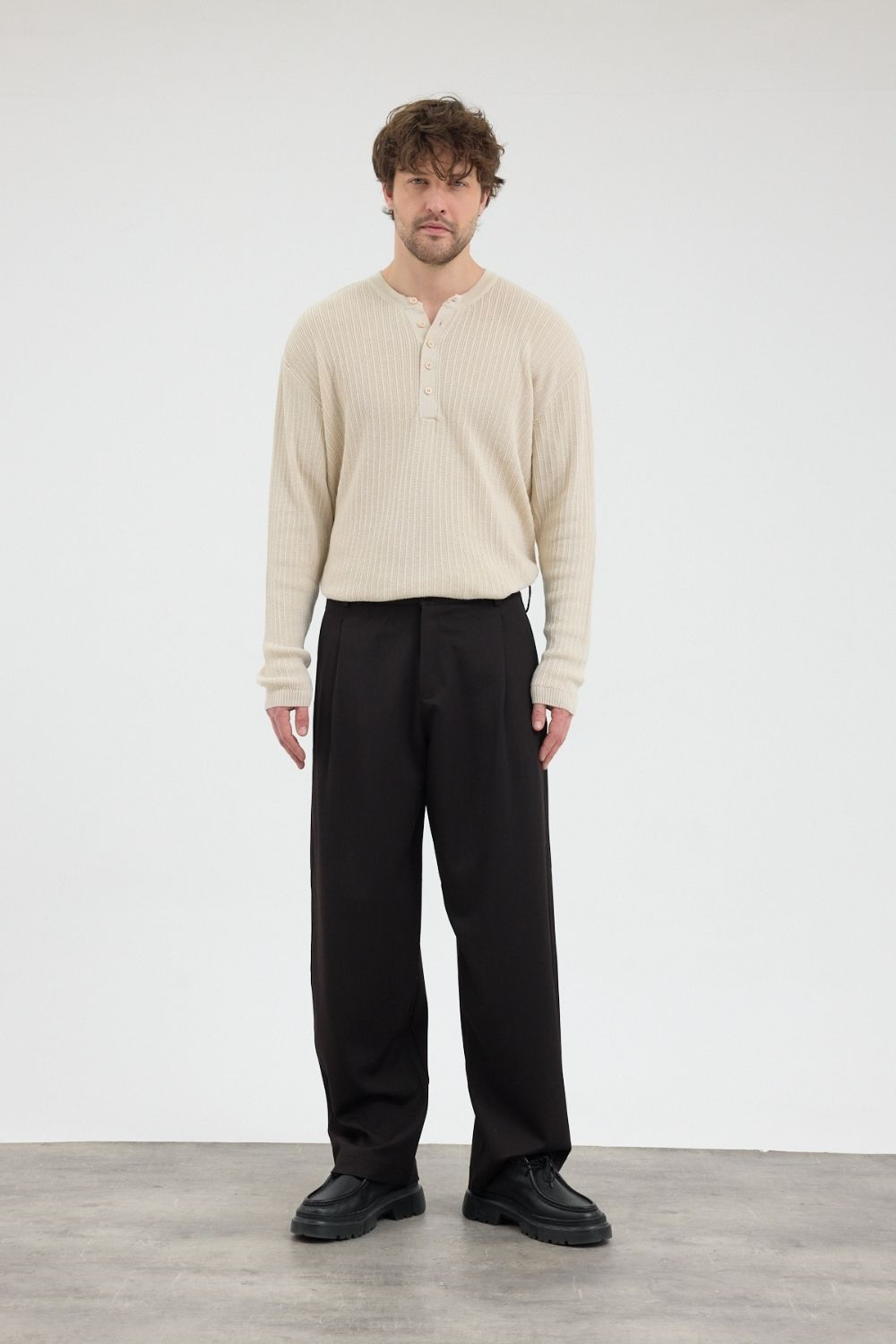 Erkek Chill Premium Pileli Kahverengi Kumaş Pantolon