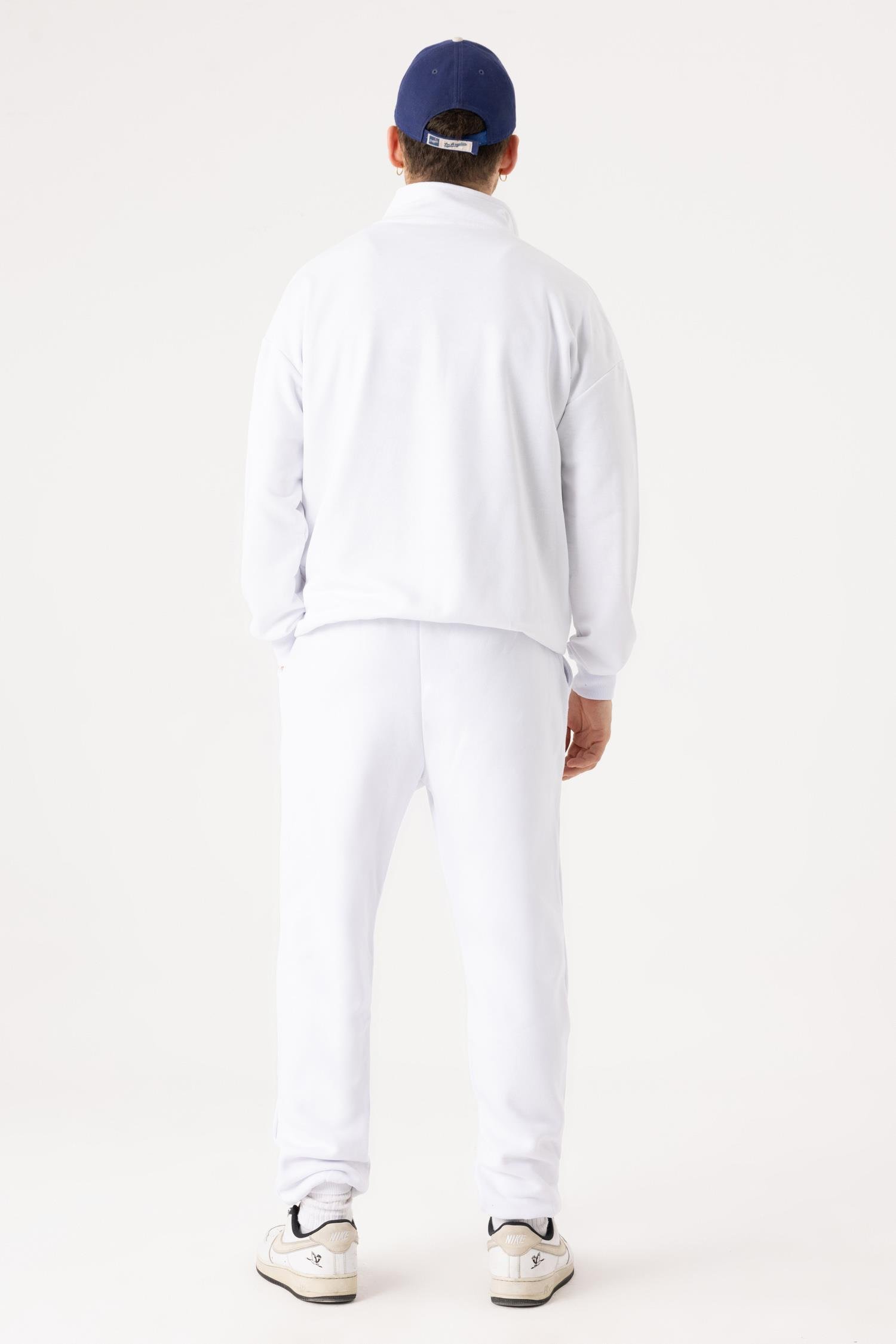 Erkek Rahat Kesim Beyaz Eşofman Alt