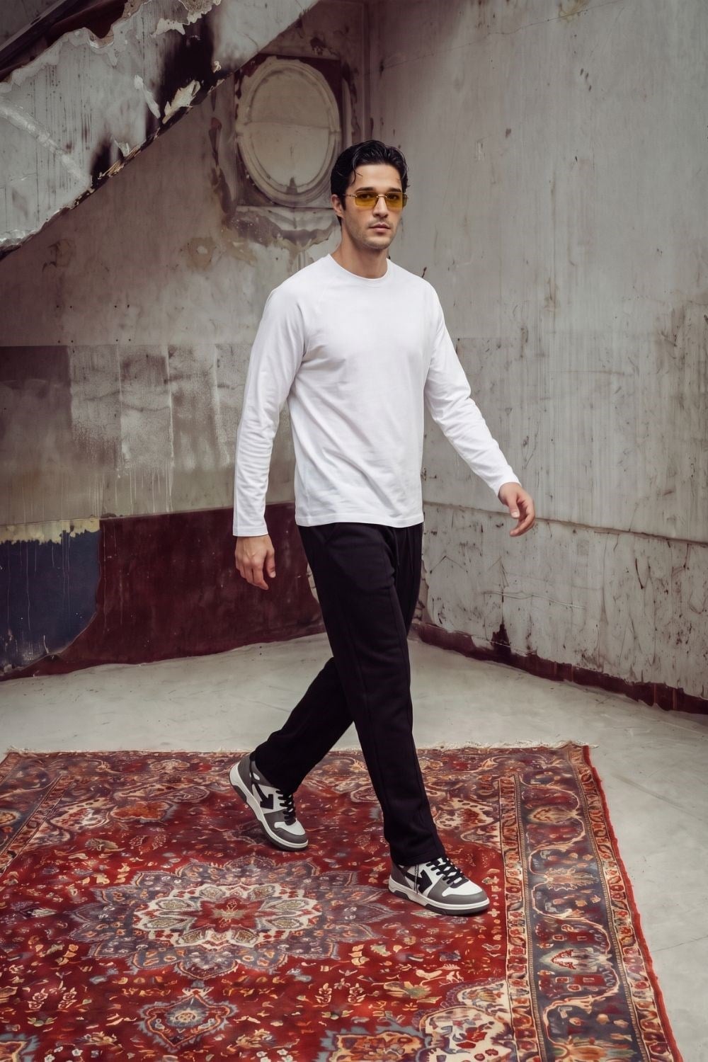 Erkek Reglan Uzun Kollu Beyaz T-Shirt
