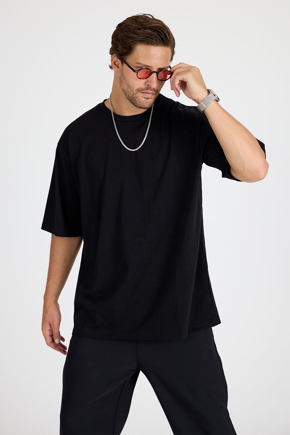 Erkek Timeless Oversize Siyah T-Shirt
