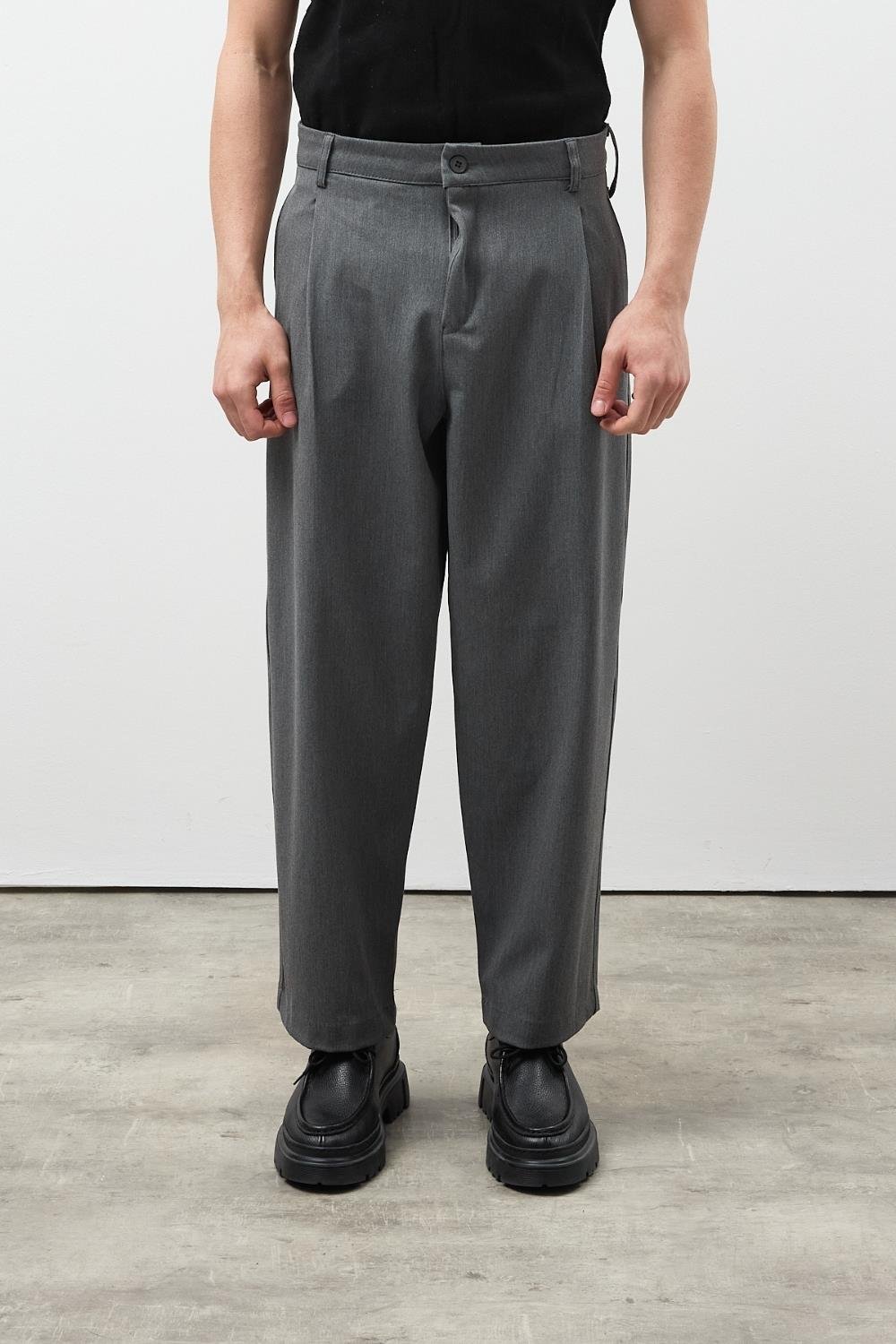 Gri  Premium Pileli Kumaş Pantolon