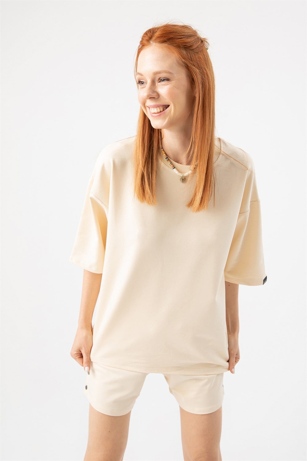 Kadın Base Oversize Krem T-Shirt