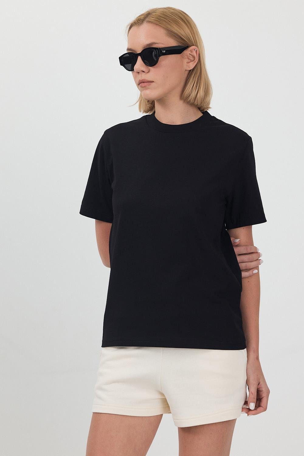 Kadın Basic Siyah T-Shirt
