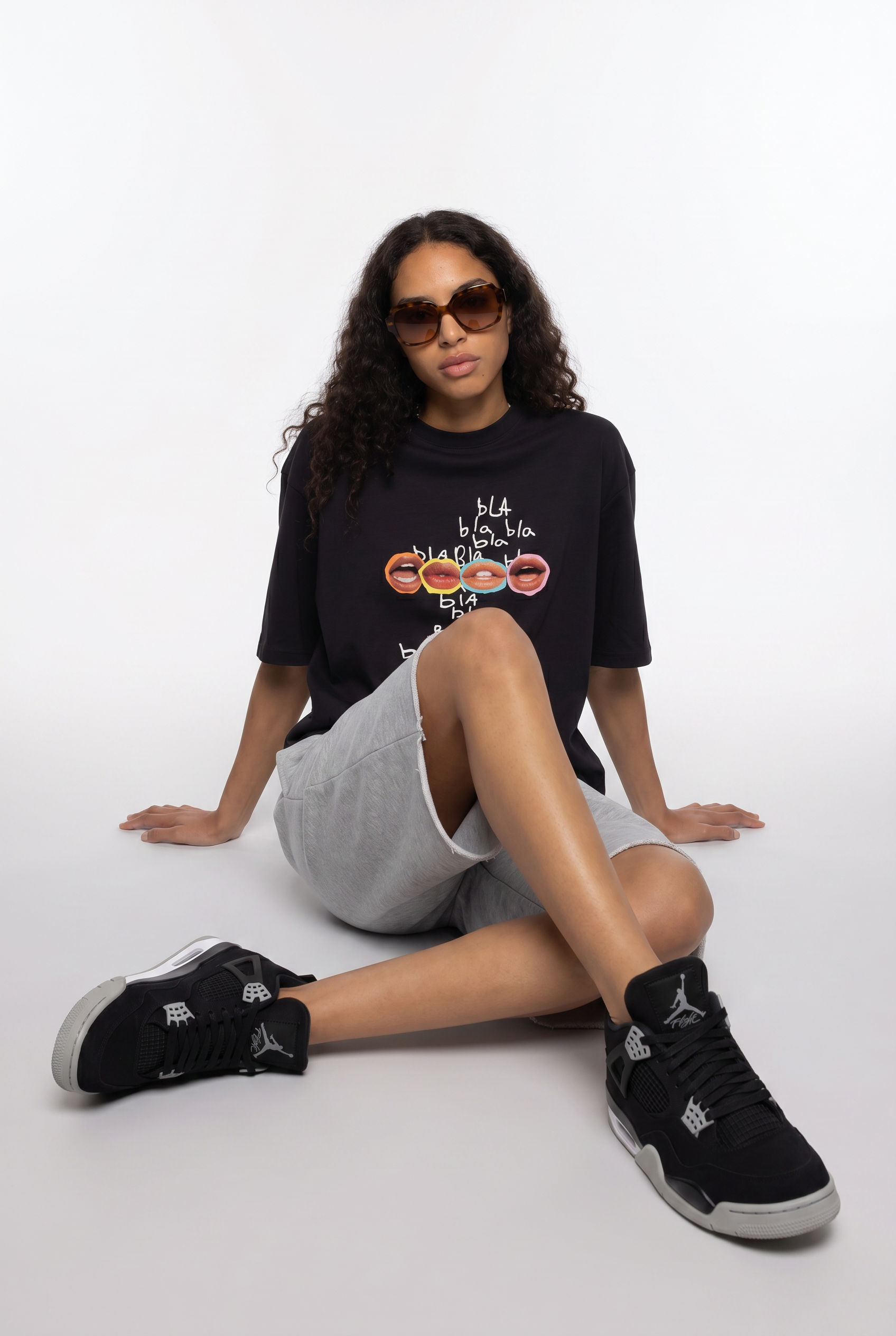 Kadın Bla Bla Oversize Siyah T-Shirt