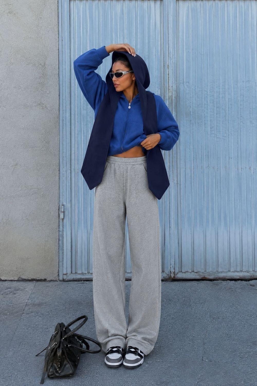 Kadın Chill Oversize Siyah Fermuarlı Sweatshirt
