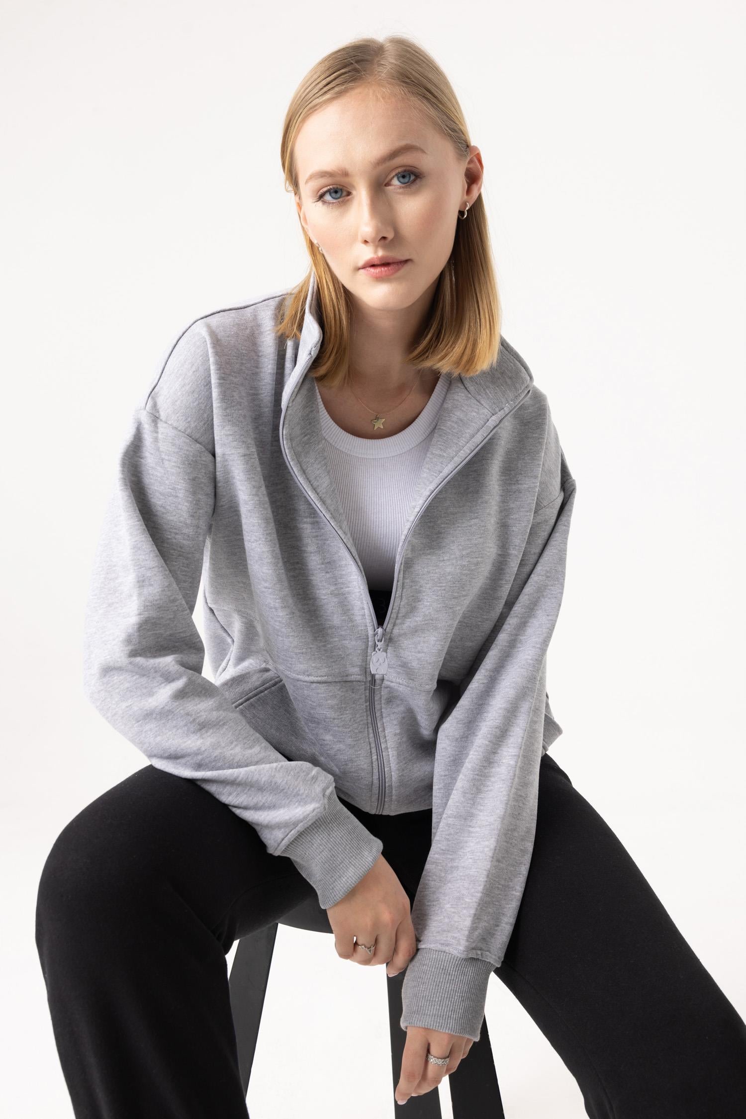 Kadın Gri Dik Yaka Fermuarlı Oversize Sweatshirt