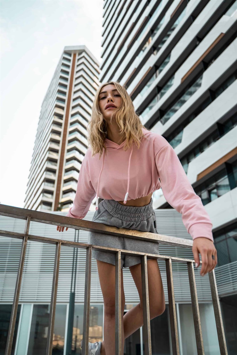 Kadın High Vatkalı Pembe Kısa Sweatshirt