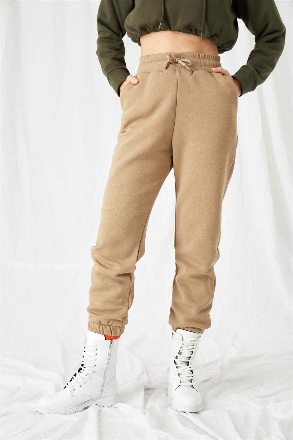 Kadın Jogger Bej Eşofman Altı