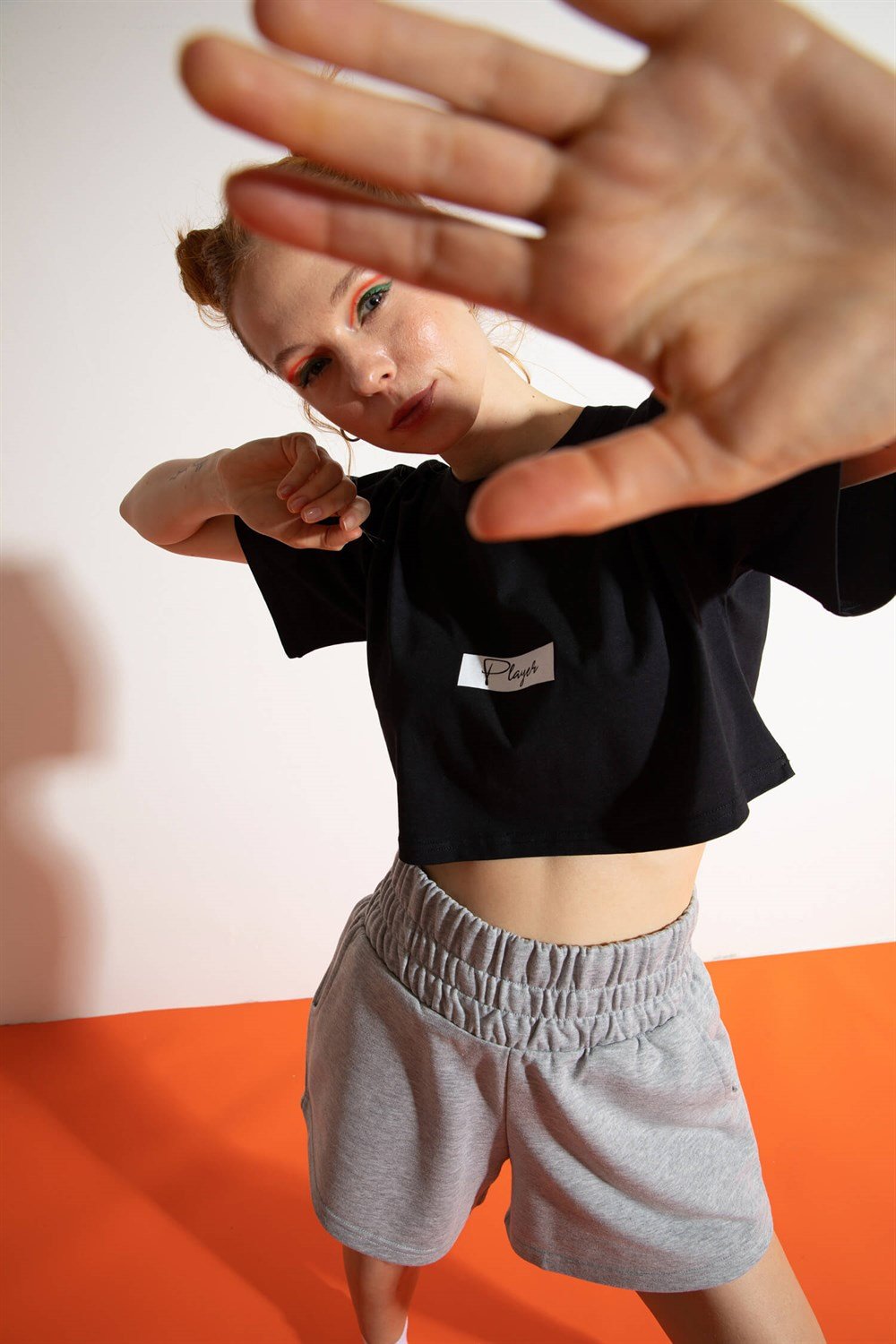 Kadın Kısa Player Siyah T-Shirt