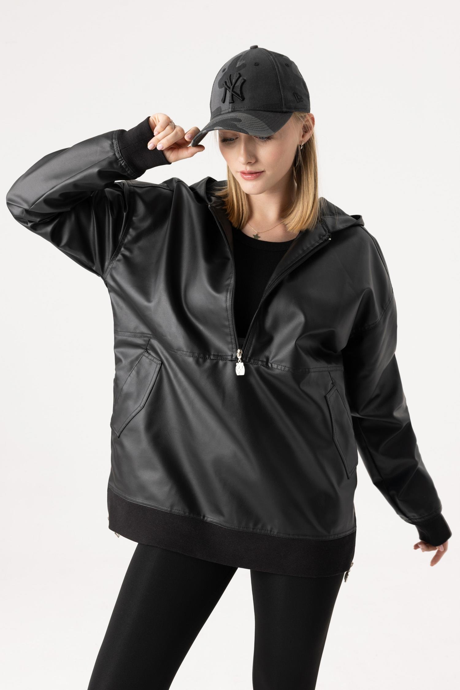 Kadın Siyah Deri Hoodie Yağmurluk