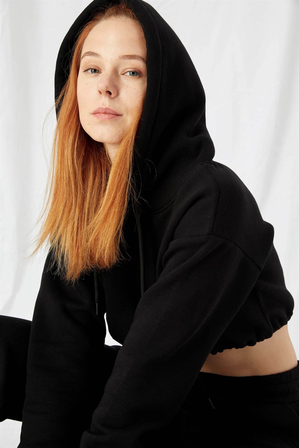 Kadın Stay Siyah Kısa Sweatshirt