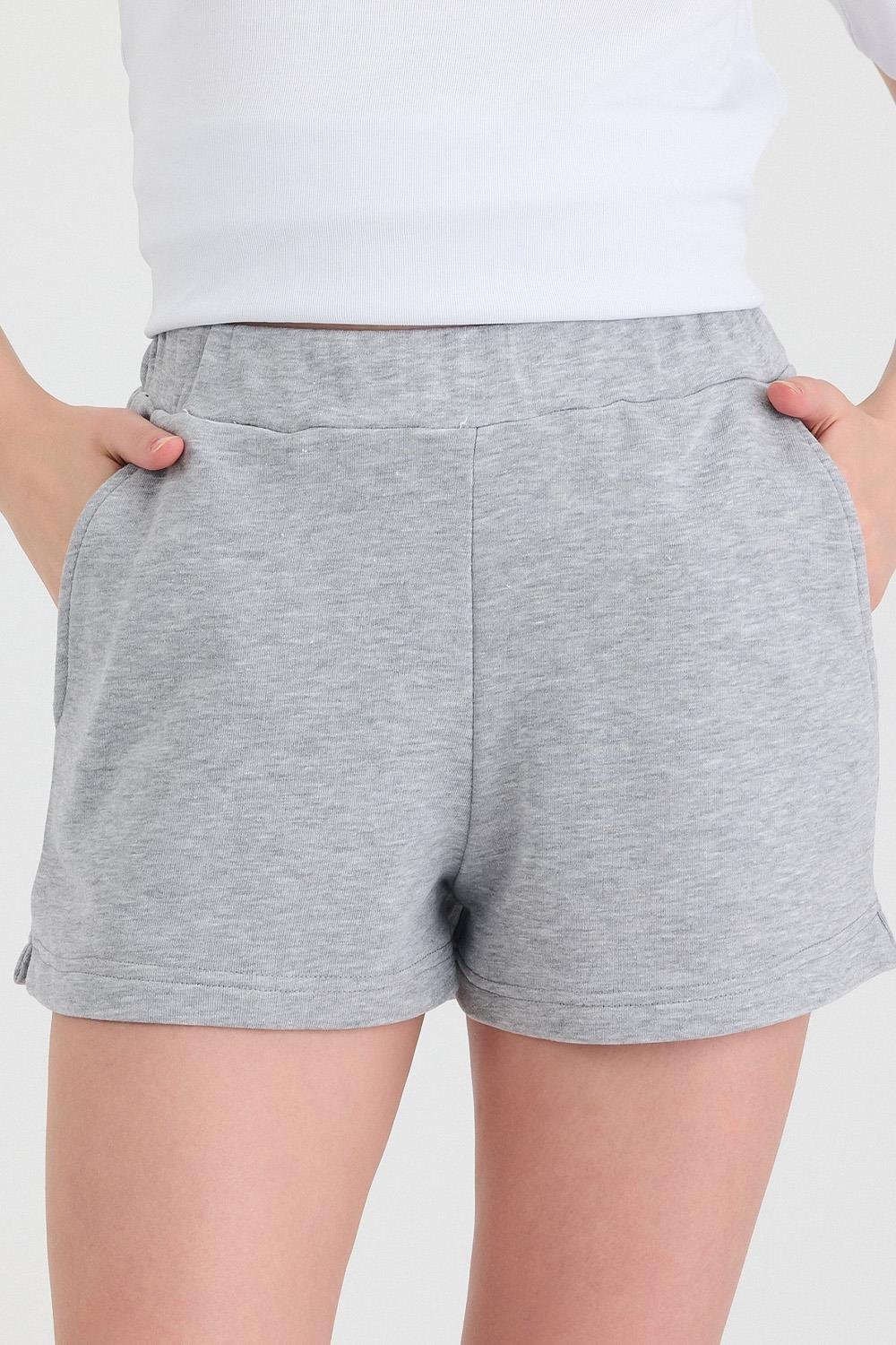 Kadın Timeless Gri Şort