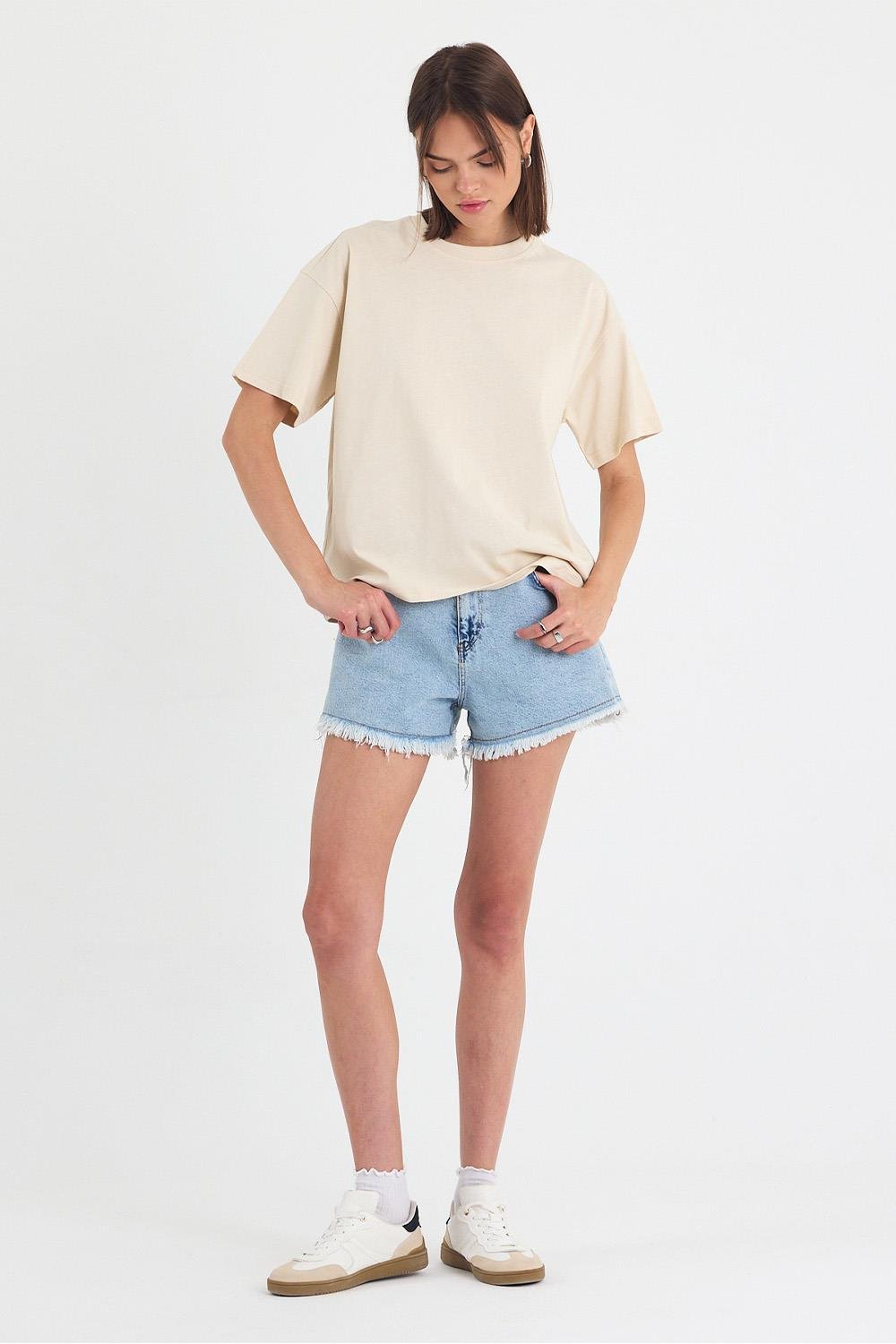 Kadın Timeless Oversize Krem T-Shirt