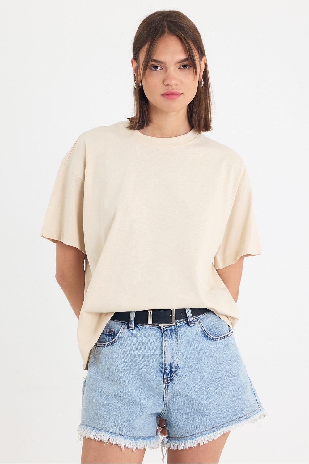 Kadın Timeless Oversize Krem T-Shirt