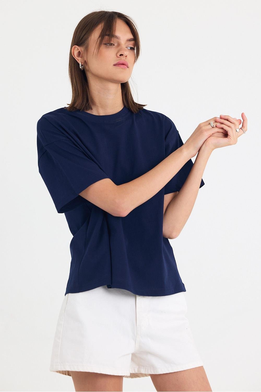 Kadın Timeless Oversize Lacivert T-Shirt