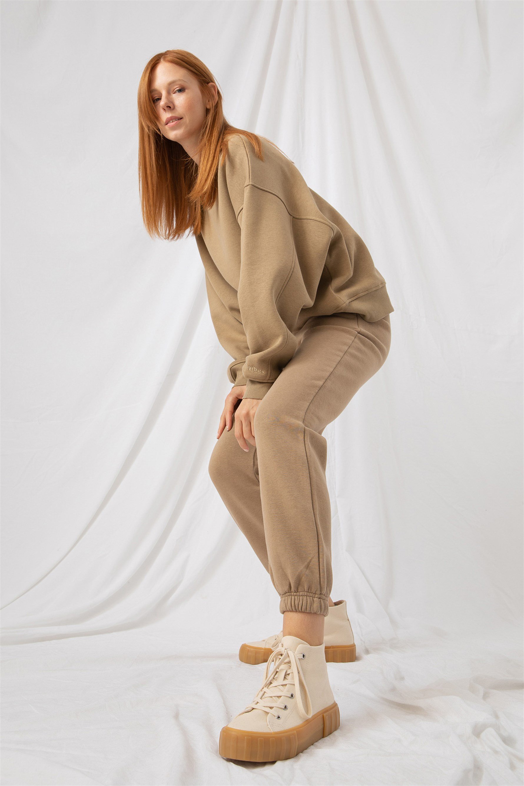 Kadın Vibe Oversize Bej Sweatshirt