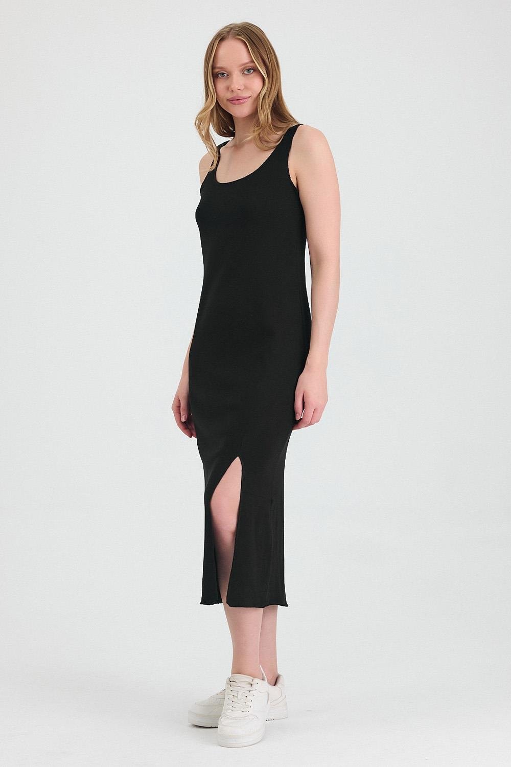 Kadın Yırtmaçlı Midi Siyah Elbise