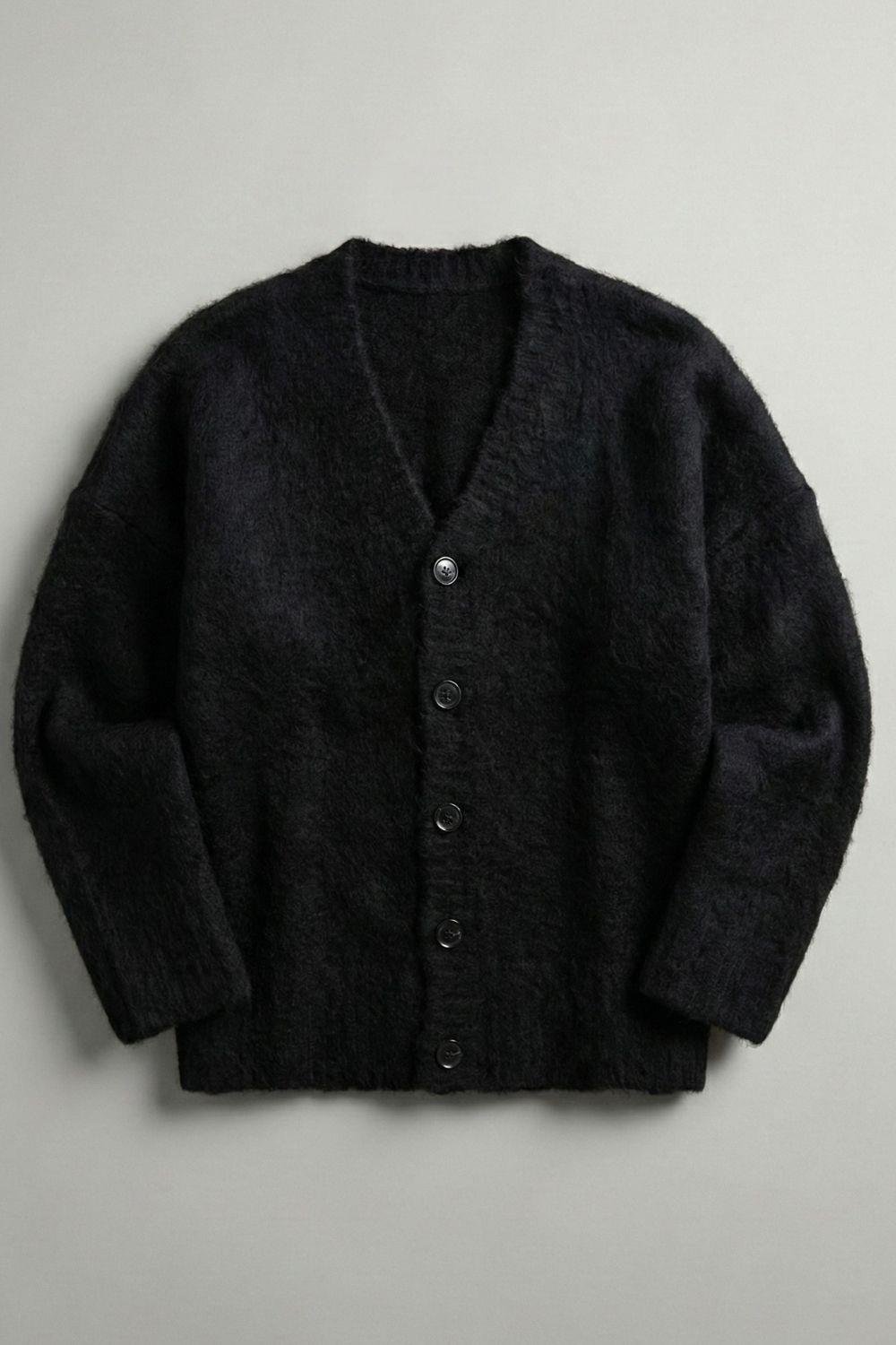 Siyah Oversize Sakallı Düğmeli Hırka