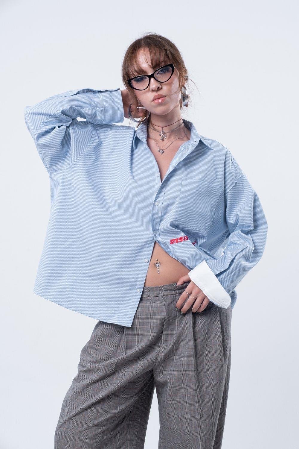 Vibes X 212 ATELİER Boxy Fit Nakışlı Mavi Beyaz Gömlek