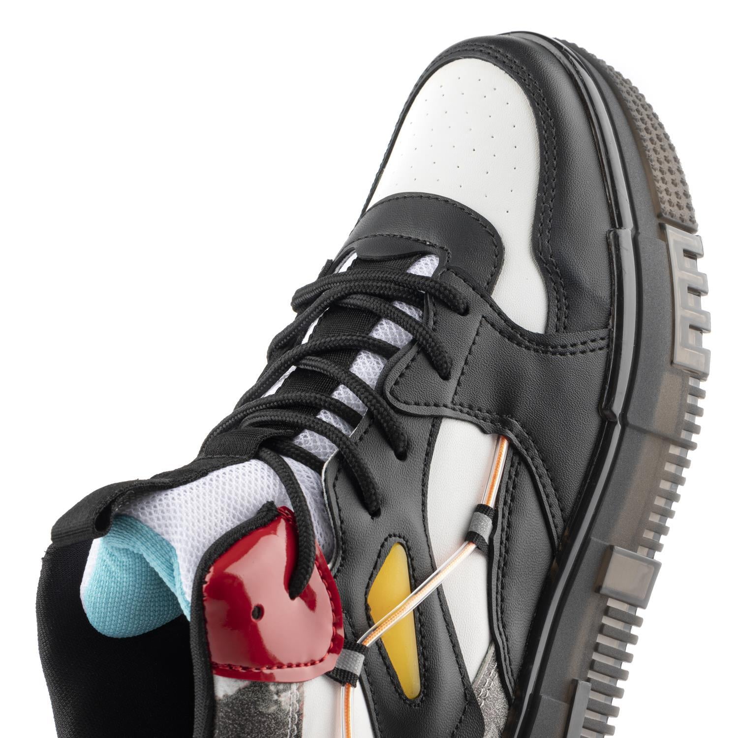 Between Unisex Sneakers - FUME