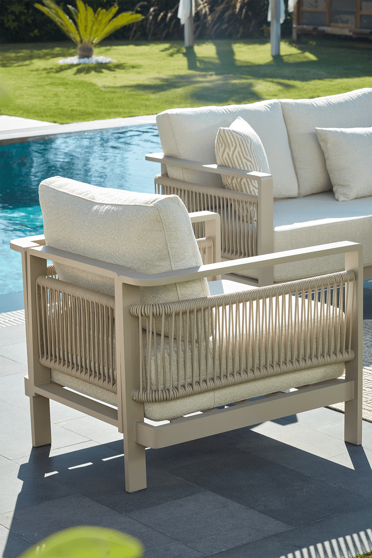 Venedik Bahçe Balkon Alüminyum Oturma Grubu 3+1+1+Seramik Sehpa Oturma Grupları  Erinöz