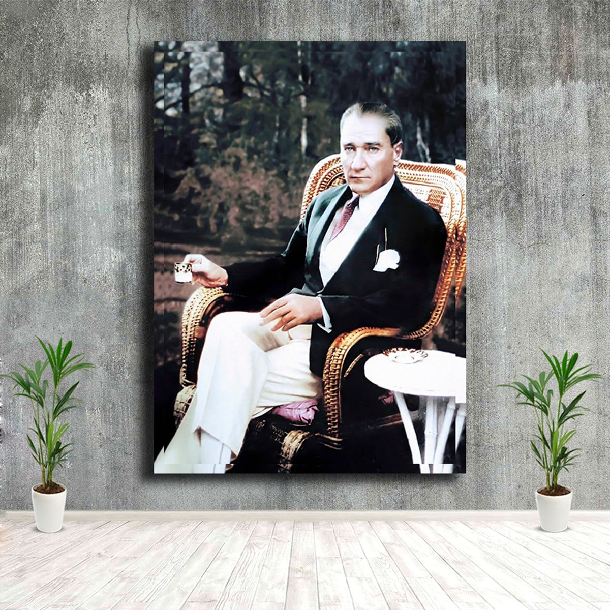 Varaklı Koltukta Oturan M. K. Atatürk Tablosu Varaklı Koltukta Oturan M. K. Atatürk Tablosu | Çerçeveli Atatürk Tabloları Kanvas ATATÜRK Tabloları KARAHAN ÇERÇEVE ve KANVAS TABLO