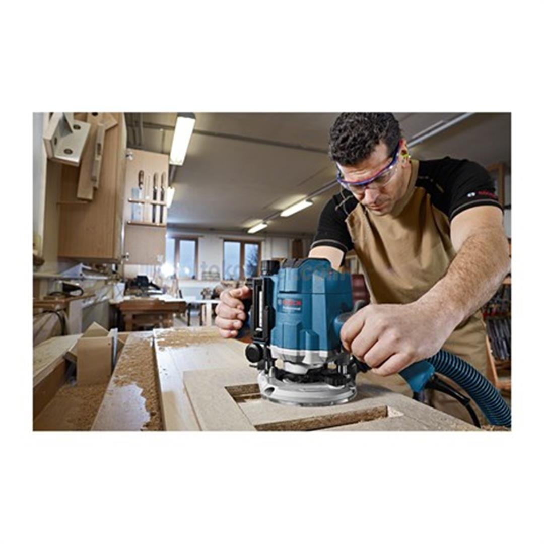 Bosch Profesyonel GOF 1250 CE Freze Makinesi 1250 Watt