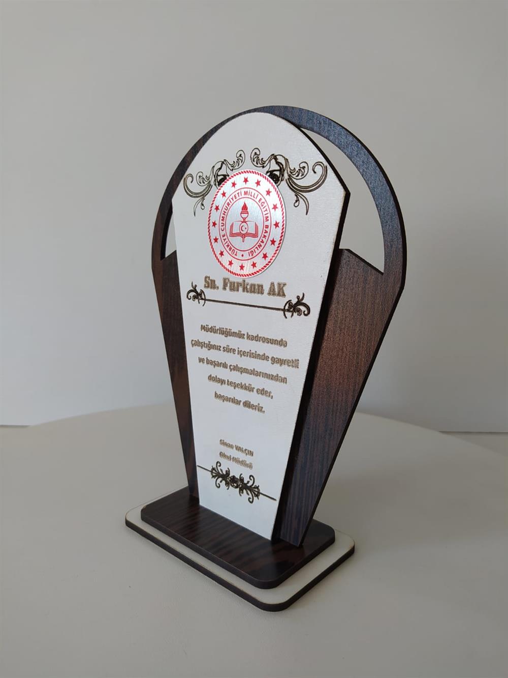 Kişiye Özel İsim-Logolu Ahşap Mdf Plaket Hediyelik