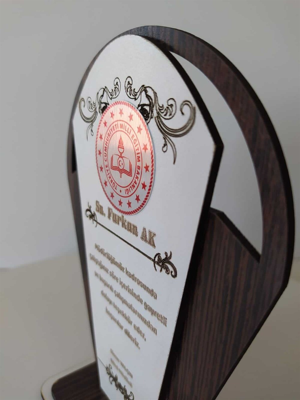 Kişiye Özel İsim-Logolu Ahşap Mdf Plaket 