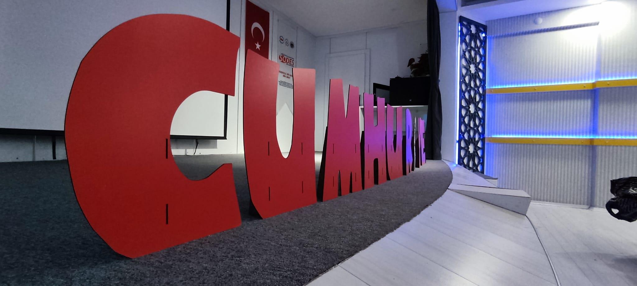 Cumhuriyet Bayramı ahşap dekor