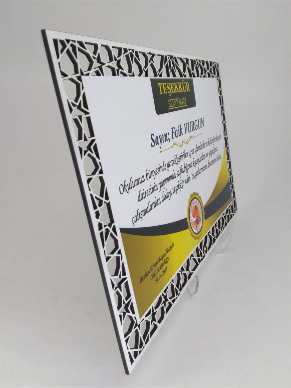 Kişiye Özel Ahşap Mdf Sertifika