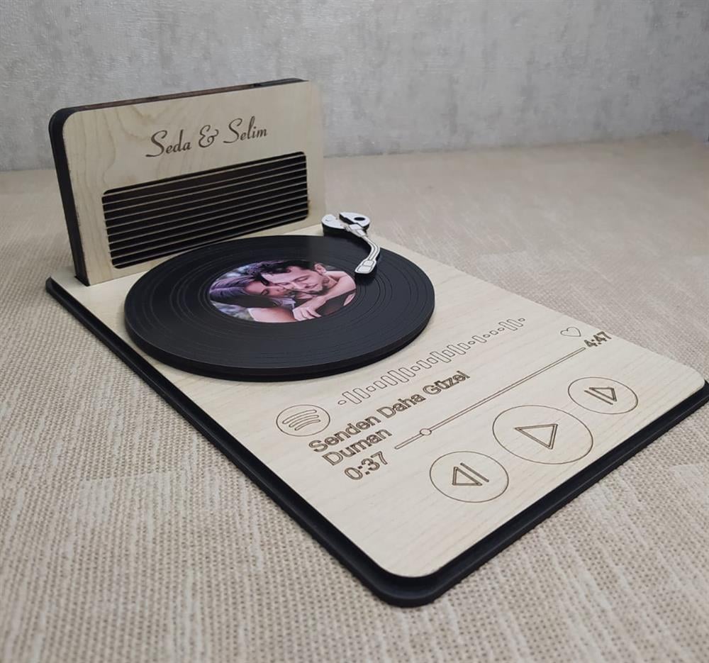 Kişiye Özel Fotoğraflı Spotify- Barkodlu Ahşap Masaüstü Plak