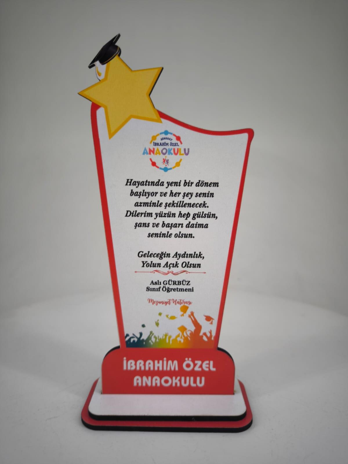 Kişiye Özel Mezuniyet Hatırası Ahşap Plaket Model 2