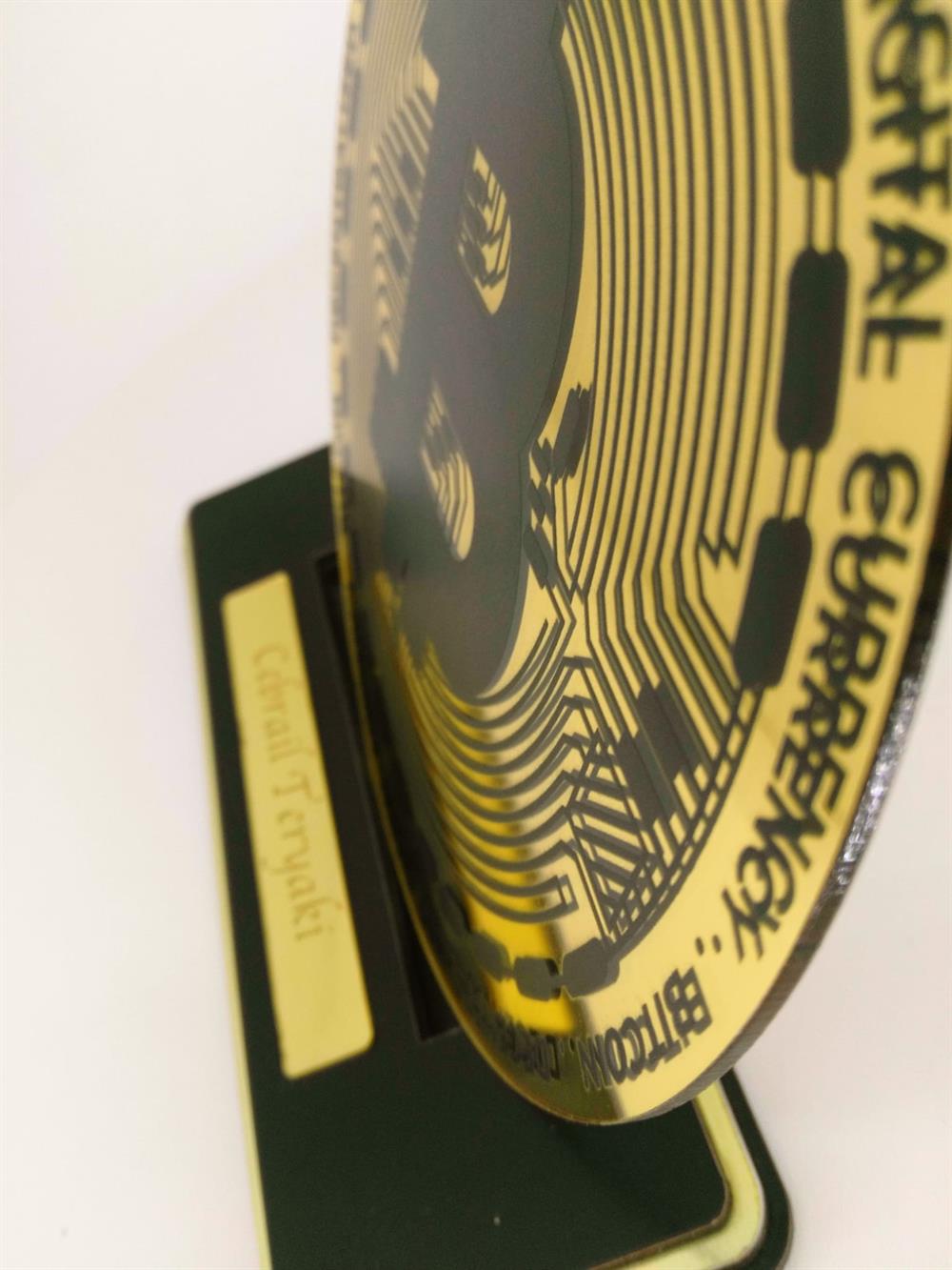 Bitcoin Para Kişiye Özel İsmli Masa Üzeri Dekor 20x20 cm