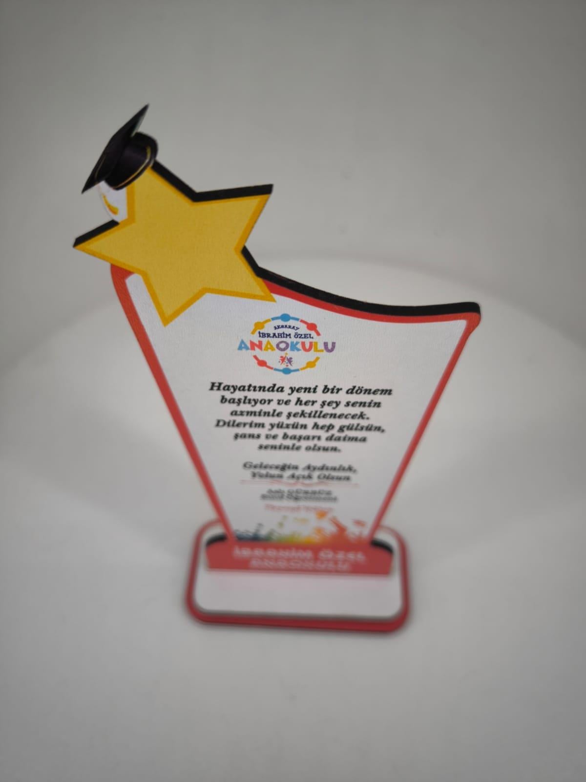 Kişiye Özel Mezuniyet Hatırası Ahşap Plaket Model 2