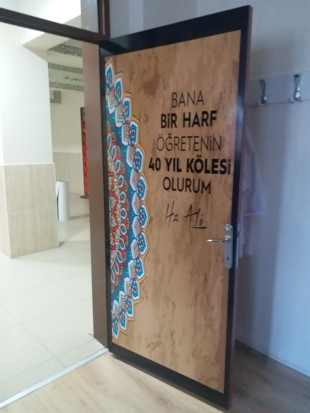 Öğretmenler Odası Kapı Giydirme