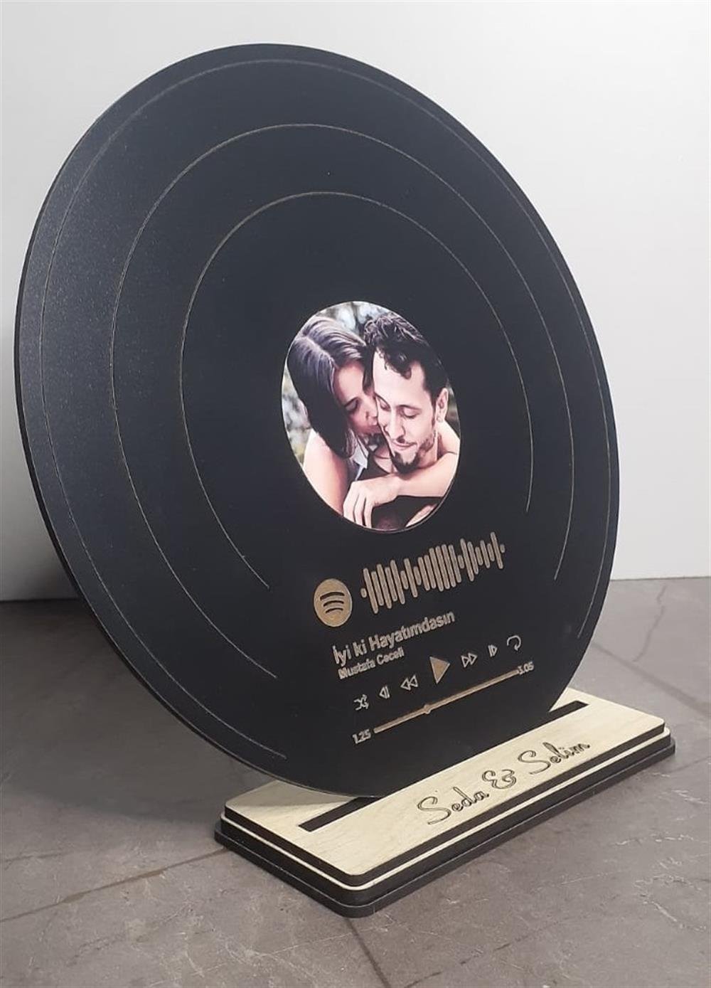 Kişiye Özel Spotify Barkodlu Resimli Ahşap Plak Hediyelik
