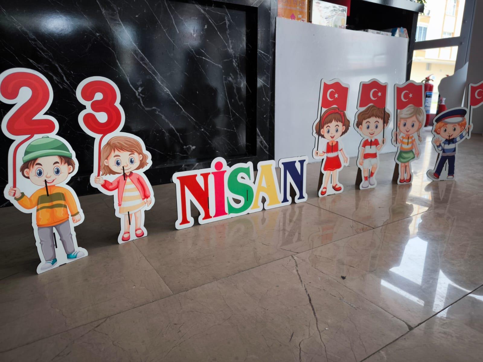 23 Nisan Ahşap Dekor Çocuklar