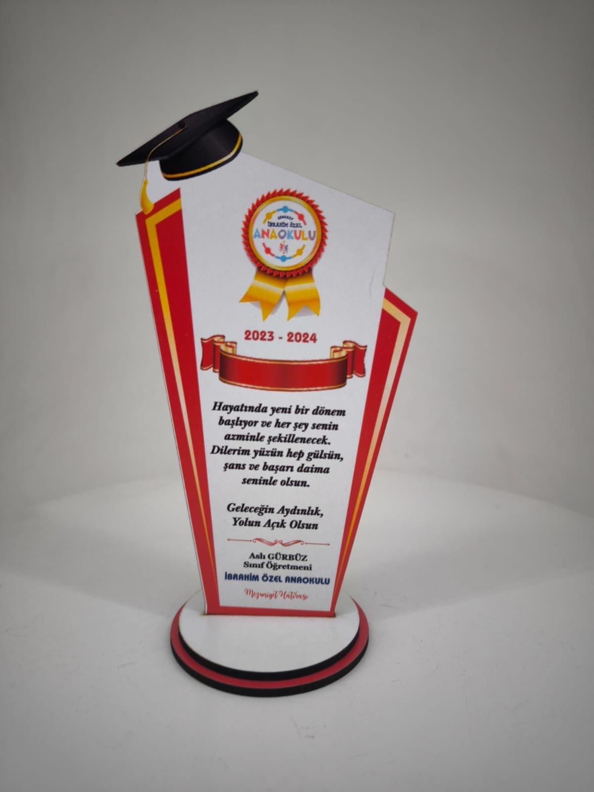 Kişiye Özel Mezuniyet Hatırası Ahşap Plaket Model 3