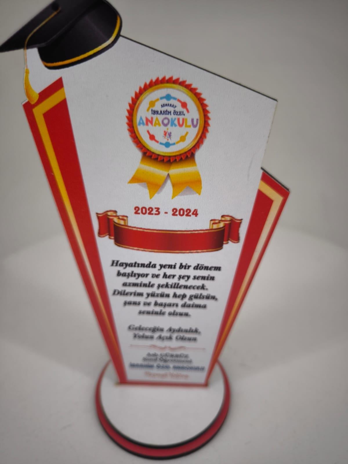 Kişiye Özel Mezuniyet Hatırası Ahşap Plaket Model 3