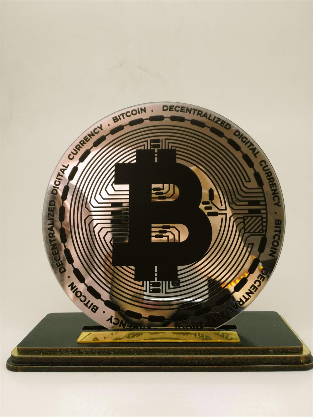 Bitcoin Para Kişiye Özel İsmli Masa Üzeri Dekor 20x20 cm