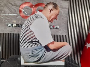 Okulekspres Özel Tasarım Atatürk Maketi Dekor – 100 x 83 cm | Anı Köşeleri İçin Anlamlı Tasarım 29 Ekm Cumhuriyet Bayramı 10 kasım