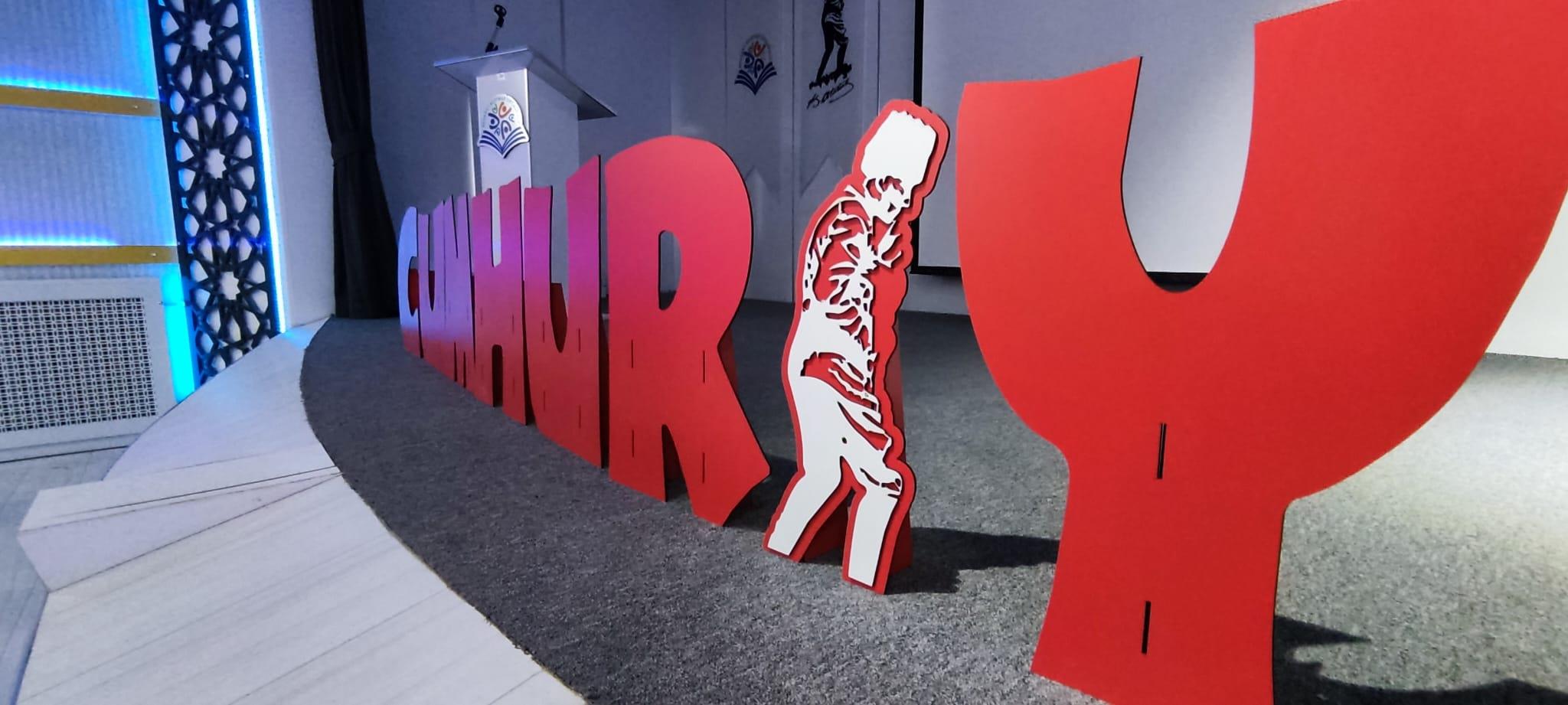 Cumhuriyet Bayramı ahşap dekor