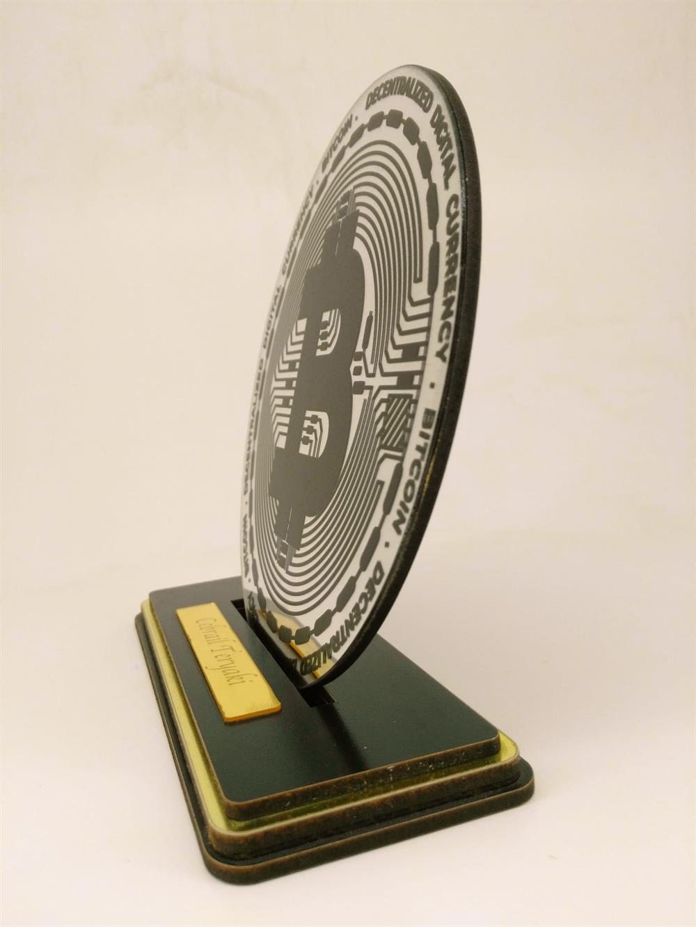 Bitcoin Para Kişiye Özel İsmli Masa Üzeri Dekor 20x20 cm