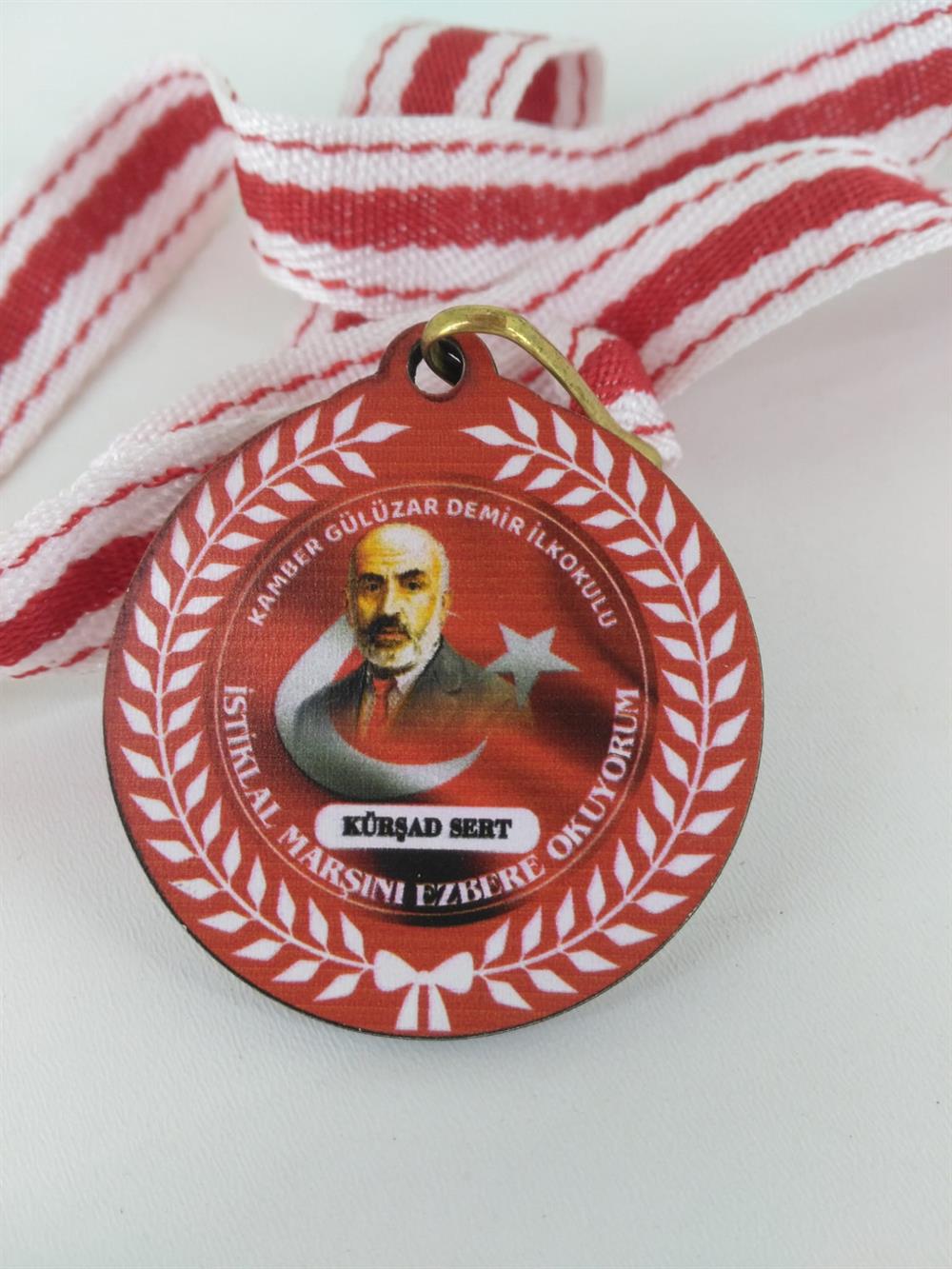 İstiklal Marşı Ezbere Okuyorum Temalı UV Baskılı Mdf Madalya 