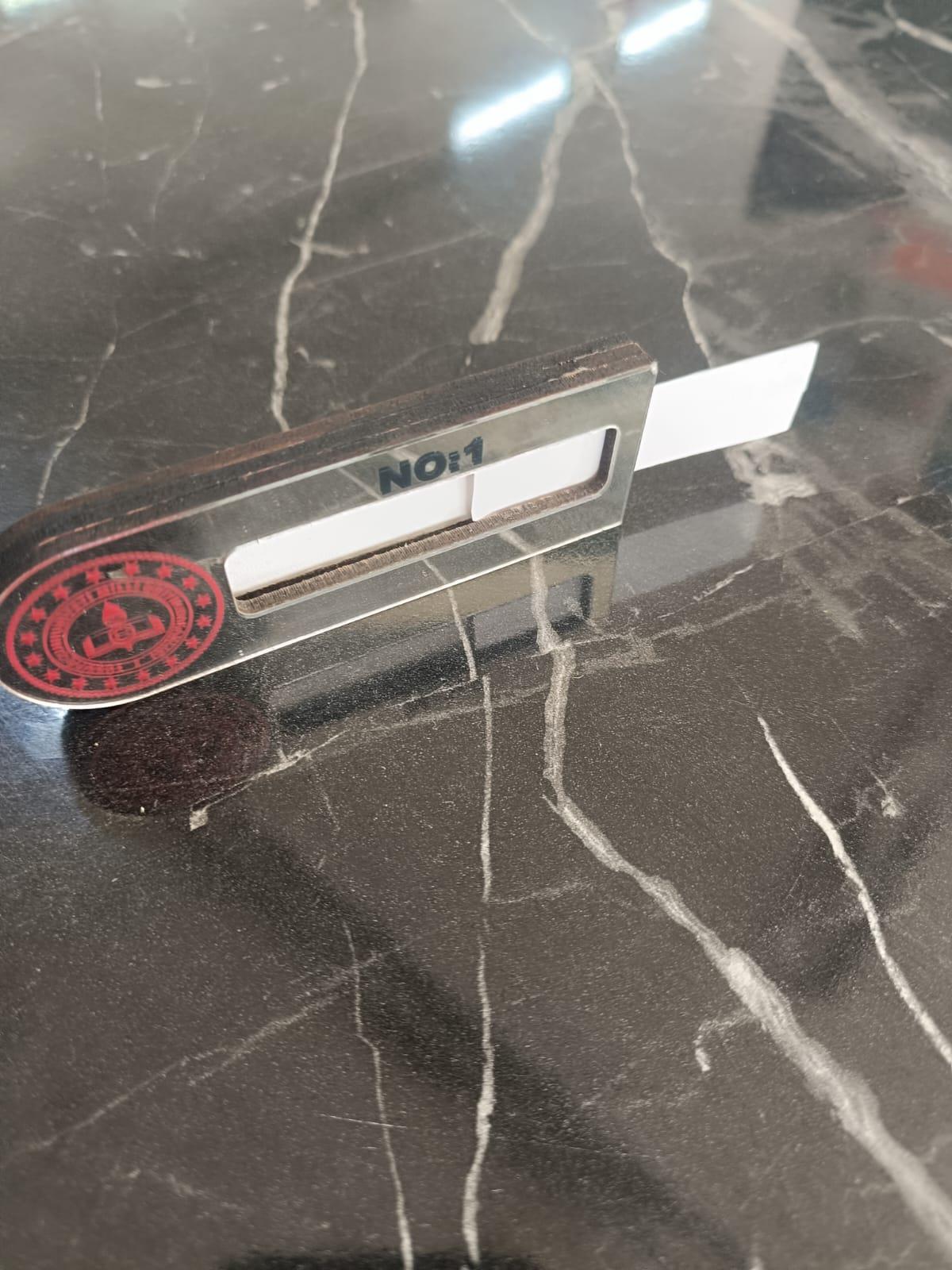 3 mm Mdf Öğrenci ve Öğretmen Dolap İsimliği Gümüş  MEB