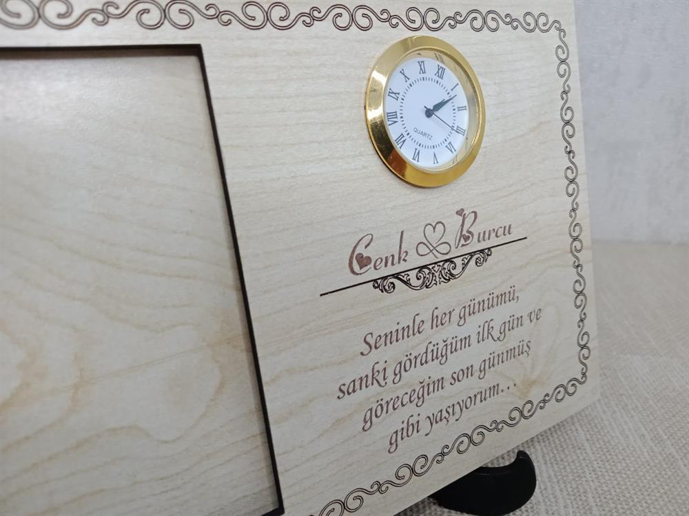 Kişiye Özel Altın Saatli Resim Çerçevesi Resimli