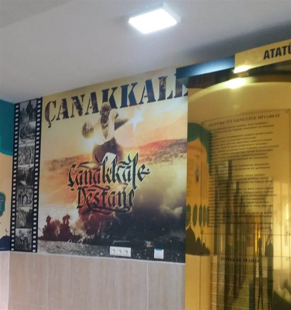3D ÇANAKKALE SİLİNEBİLİR ÖZEL ÖLÇÜ DUVAR KAĞIDI