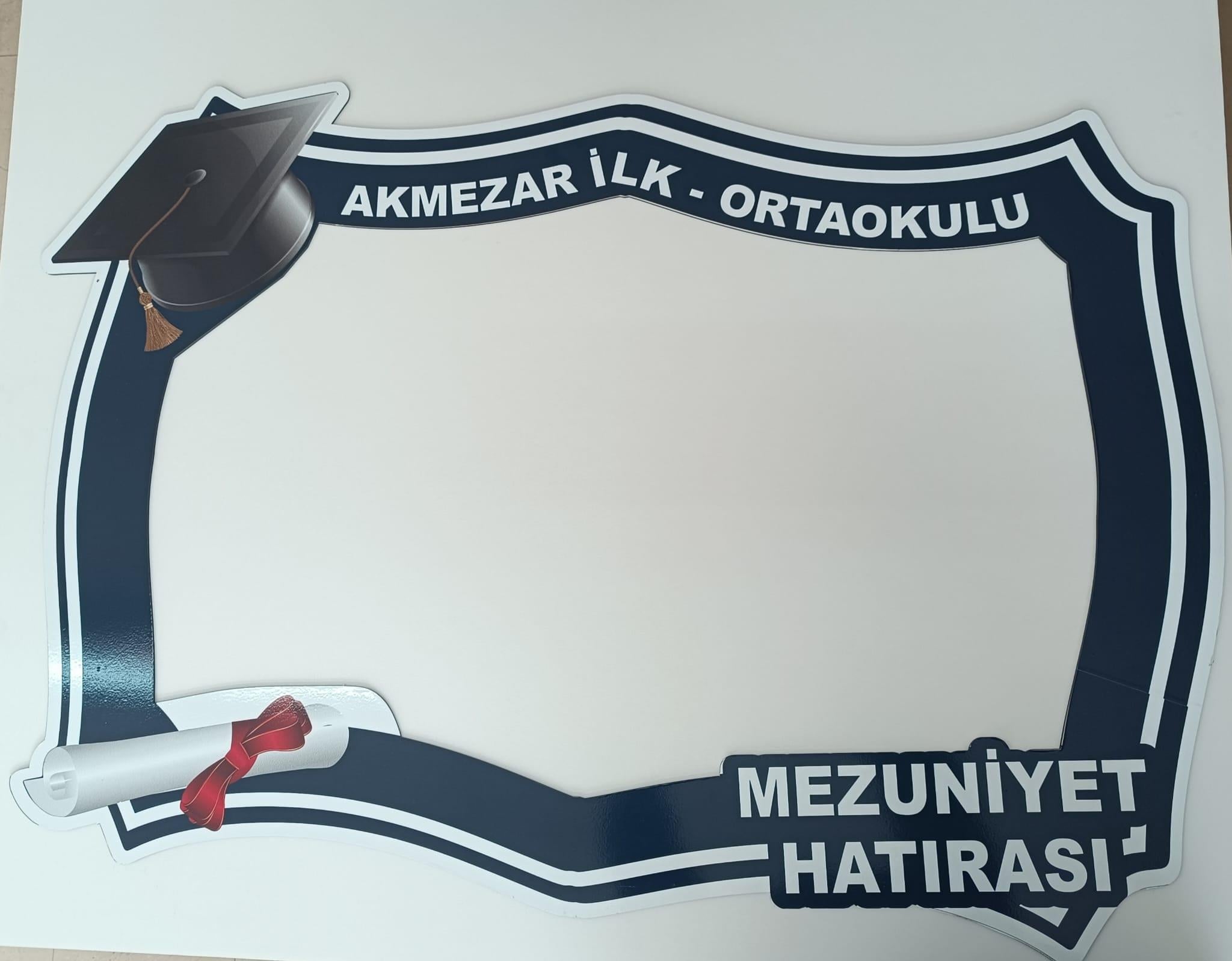 Okulekspres MDF Mezuniyet Fotoğraf Çerçevesi (53x70) – Okul Öncesi ve İlkokul İçin Renkli Hatıra Köşesi Mezuniyet Hatırası Fotoğraf Çerçevesi – Eğlenceli ve Şık Tasarım Mezuniyet Anılarını Ölümsüzleştir Öğrenci İçin Mezuniyet Hediyesi 4 sınıf 